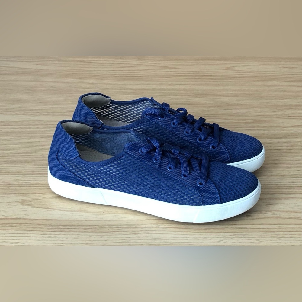Naturalizer Mesh Low Top Sneakers Unisex Size 8.5M